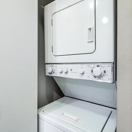 Апартаменты Belltown Court III Сиэтл Номер фото