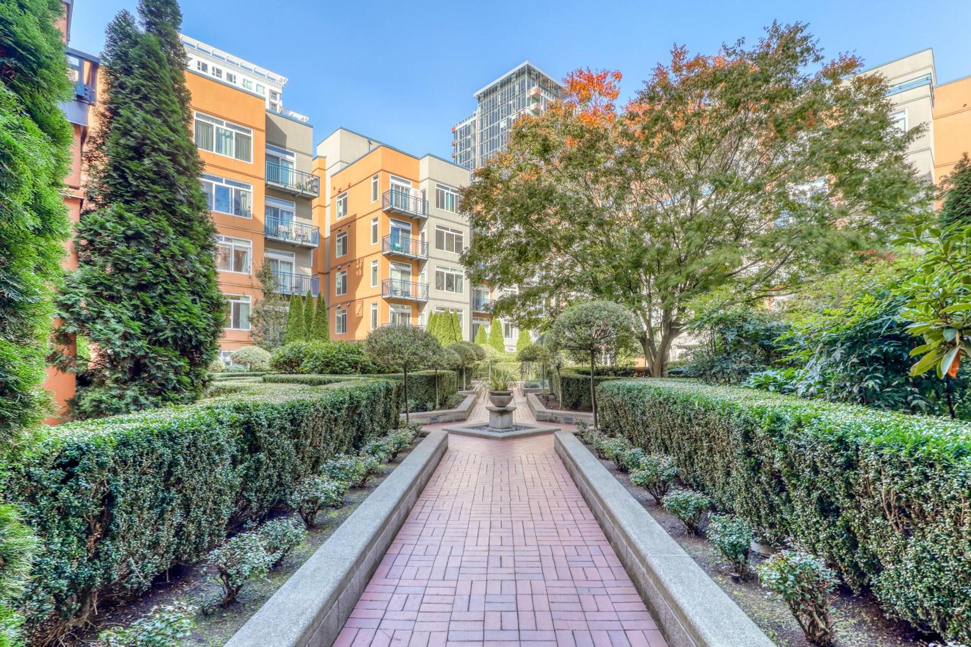 Апартаменты Belltown Court III Сиэтл Номер фото
